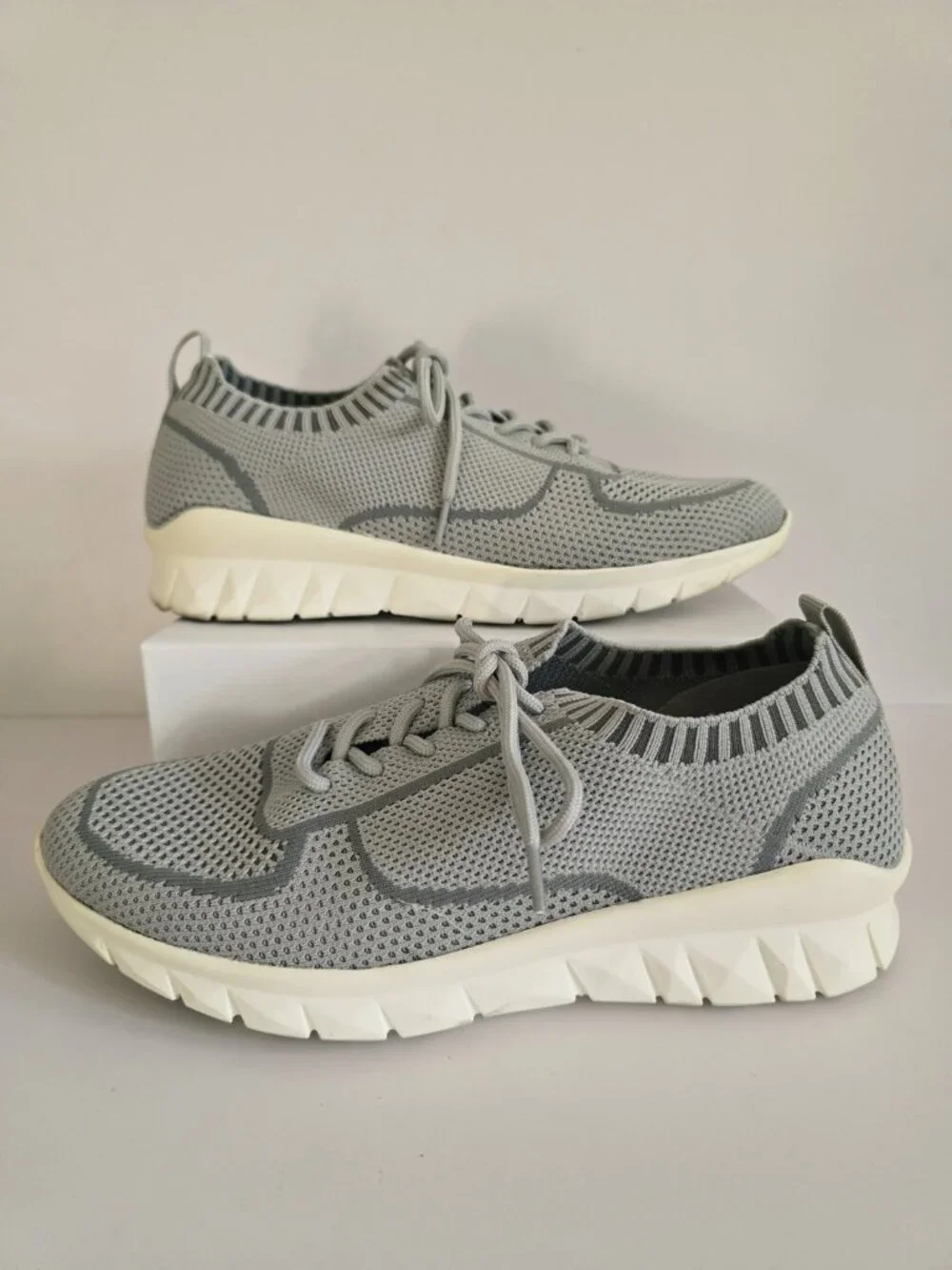 Naot Galaxy Knit Grey Gray Vegan Sneakers Shoes 41 10 10.5 Womens Lace Up